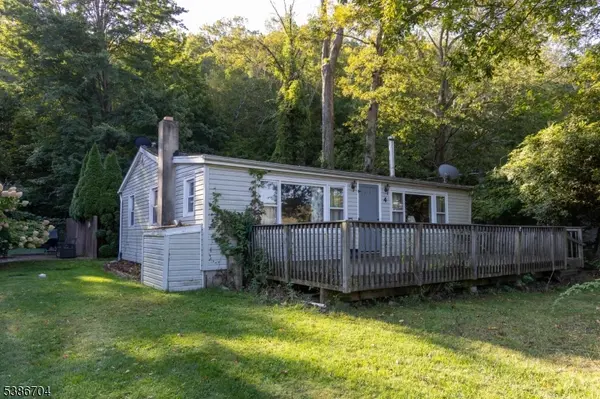 4 Lake Path 1, Sandyston Twp., NJ 07826