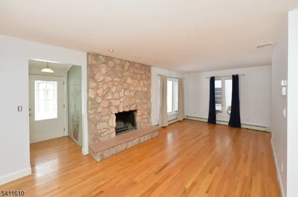 14 Little Ln, Roxbury Twp., NJ 07885