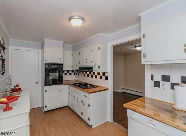 376 E Blackwell St, Dover Town, NJ 07801