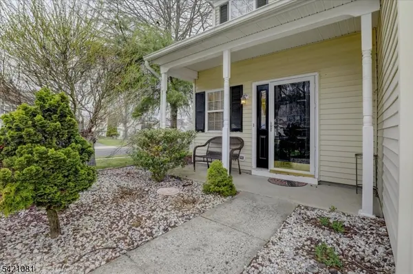 11 Quarry Ct, East Windsor Twp., NJ 08520