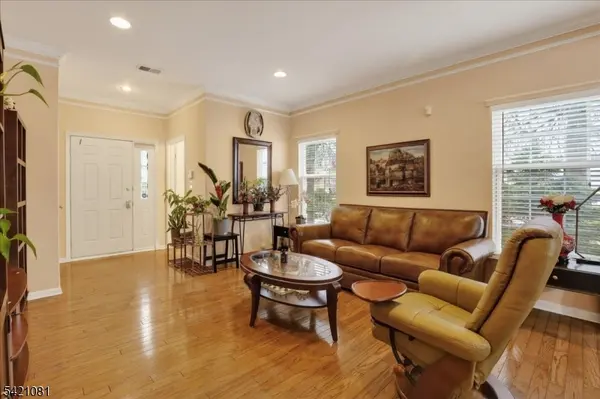 11 Quarry Ct, East Windsor Twp., NJ 08520