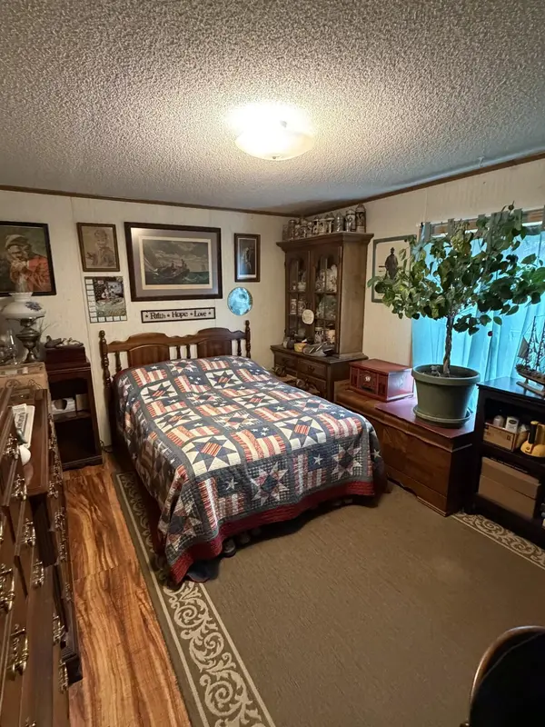 419 S Capital AVE, Athens Vllg, MI 49011