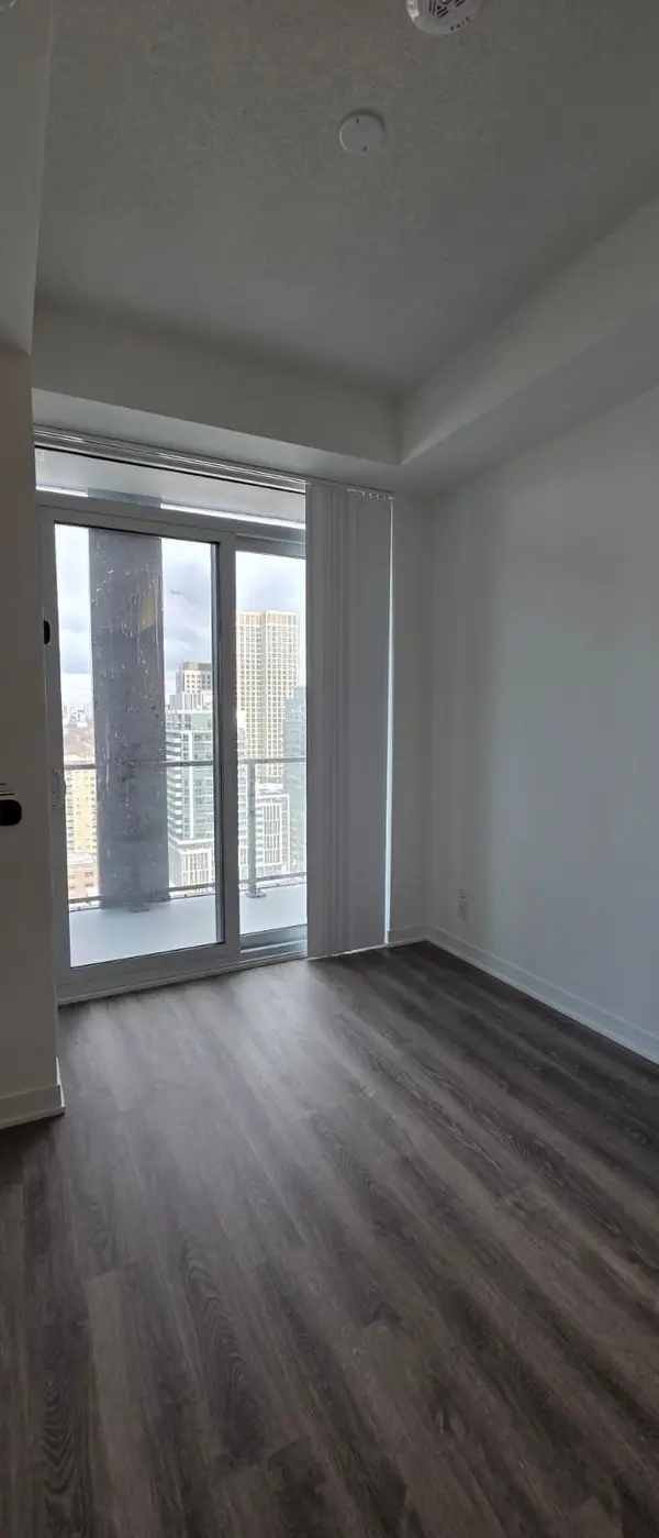 180 Front ST E #2301, Toronto C08, ON M5A 0A9