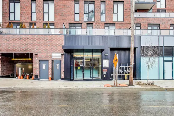 185 Alberta AVE #1210, Toronto C03, ON M6C 0A5