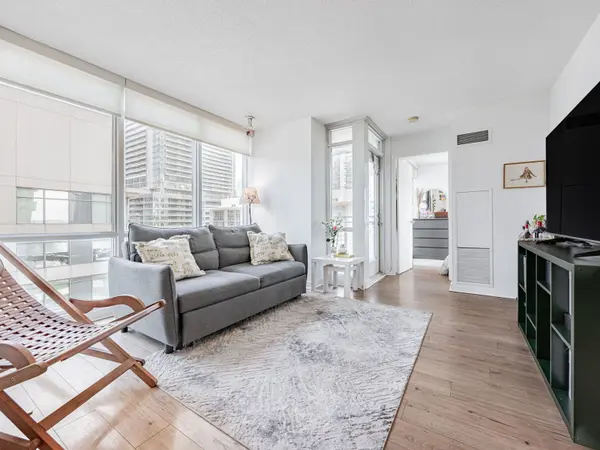 11 Brunel CT #906, Toronto C01, ON M5V 3Y3