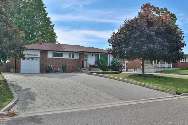 461 Brentwood AVE #Main, Oshawa, ON L1G 2S9