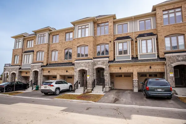 9 Nautical WAY, Whitby, ON L1N 0N2