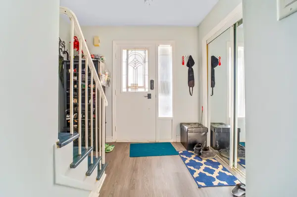 351 Military TRL #50, Toronto E09, ON M1E 4E5