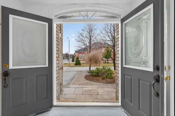 103 Ferdinand AVE, Vaughan, ON L6A 3H6