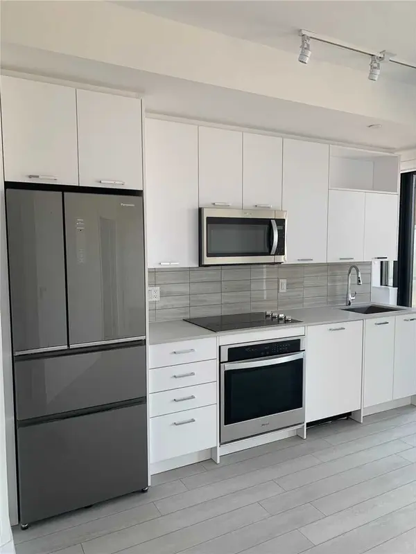 120 Eagle Rock WAY #501, Vaughan, ON L6A 5C2