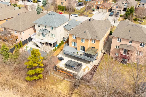 16 St Michele PL, Vaughan, ON L4H 1H3