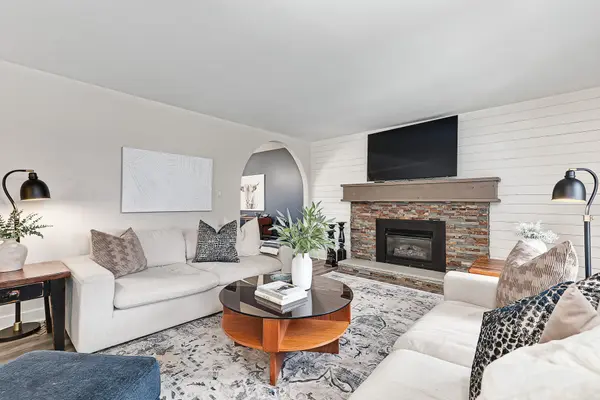 15 Blackburn AVE, Clearview, ON L0M 1P0