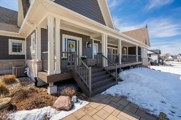 16 Gelderland CRES, Oro-medonte, ON L0K 1E0