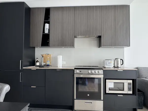 3883 quartz RD #5508, Mississauga, ON L5B 0M4