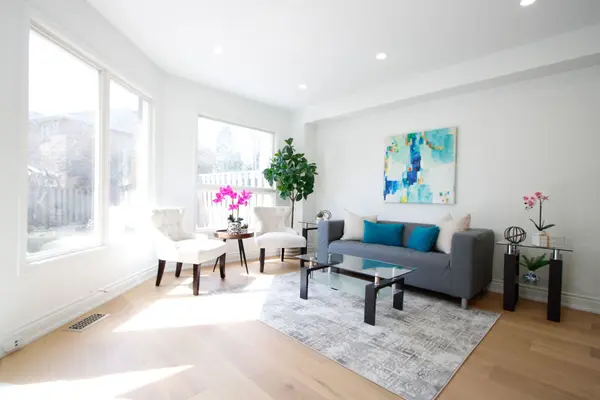 1114 Lindsay DR, Oakville, ON L6M 3B4