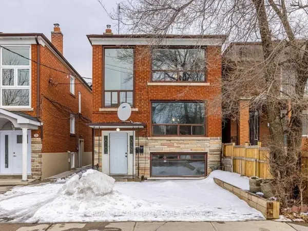 17 Bayliss AVE #2, Toronto W04, ON M6N 4P2