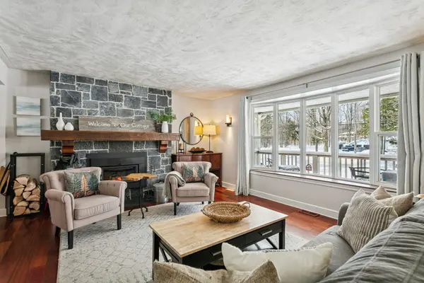 6508 17 Side Road, Halton Hills, ON L7J 2M1