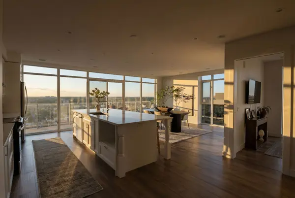 15 Glebe ST #2001, Cambridge, ON N1S 0C3