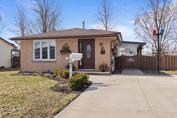 190 Elizabeth ST, Southwest Middlesex, ON N0L 1M0