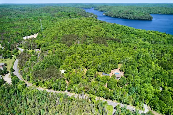 445 ETWELL RD, Huntsville, ON P1H 2J2