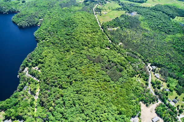 445 ETWELL RD, Huntsville, ON P1H 2J2