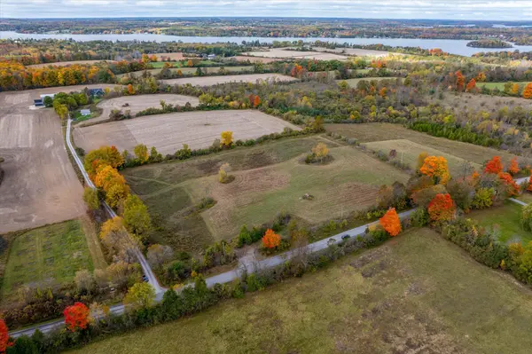 Lot Centre Line, Selwyn, ON K0L 2H0