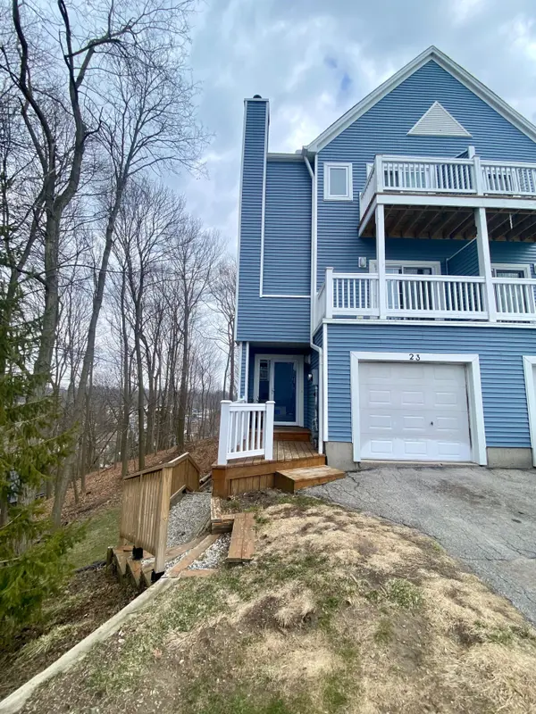 374 Front ST #23, Central Elgin, ON N5L 1E9