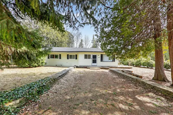 603 Third AVE N, South Bruce Peninsula, ON N0H 2G0