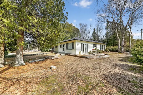 603 Third AVE N, South Bruce Peninsula, ON N0H 2G0