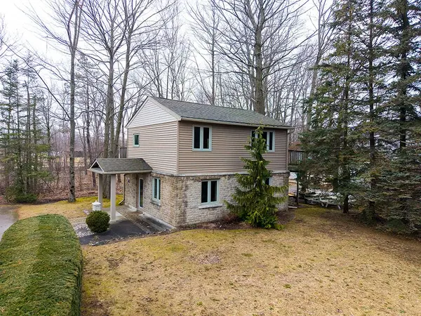 660 Main ST, South Bruce Peninsula, ON N0H 2T0