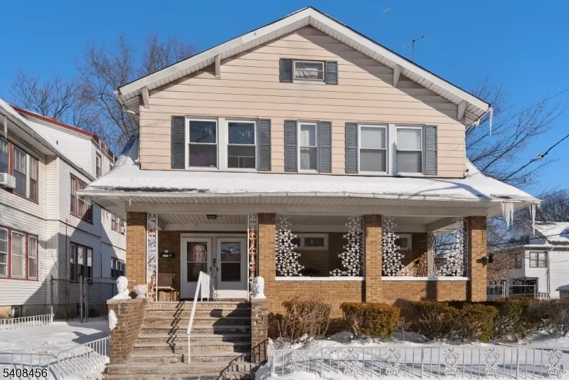 279-281 19Th Ave, Paterson City, NJ 07504