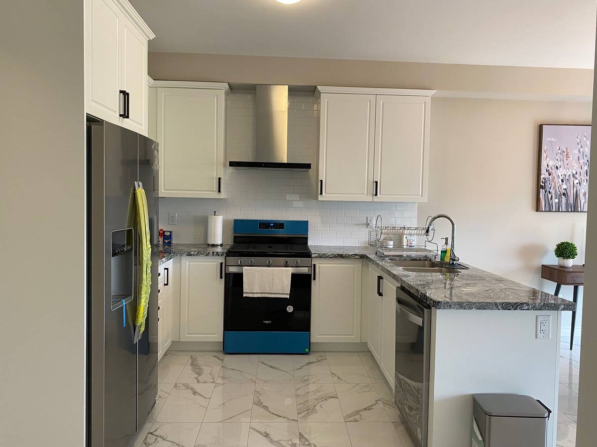 218 Prescott DR, Clearview, ON L0M 1S0