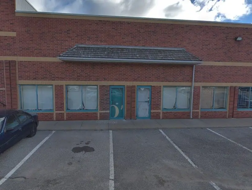 112 SAUNDERS RD #9 & 10, Barrie, ON L4N 9A8