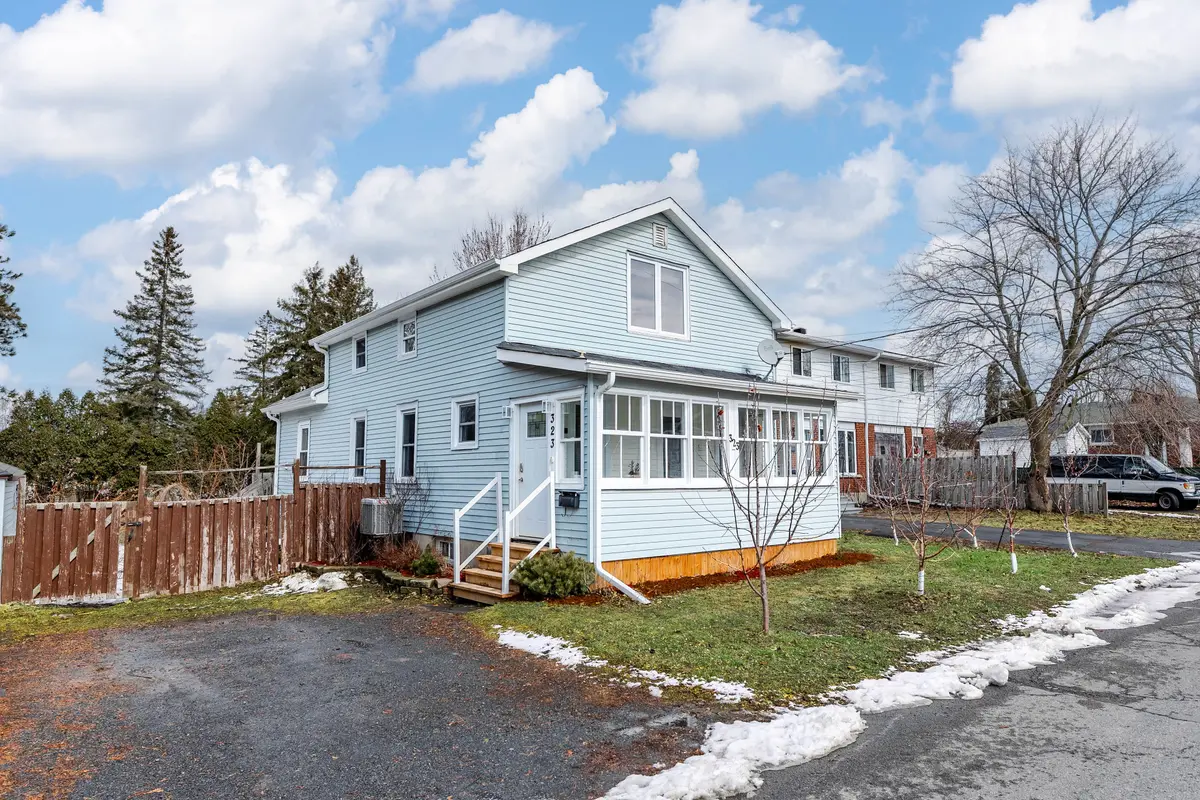 323 Eighth ST E, Cornwall, ON K6H 2S6
