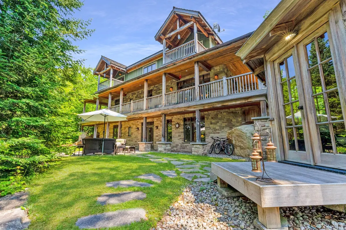 35 SHAKELL RD, Whitestone, ON P0A 1G0