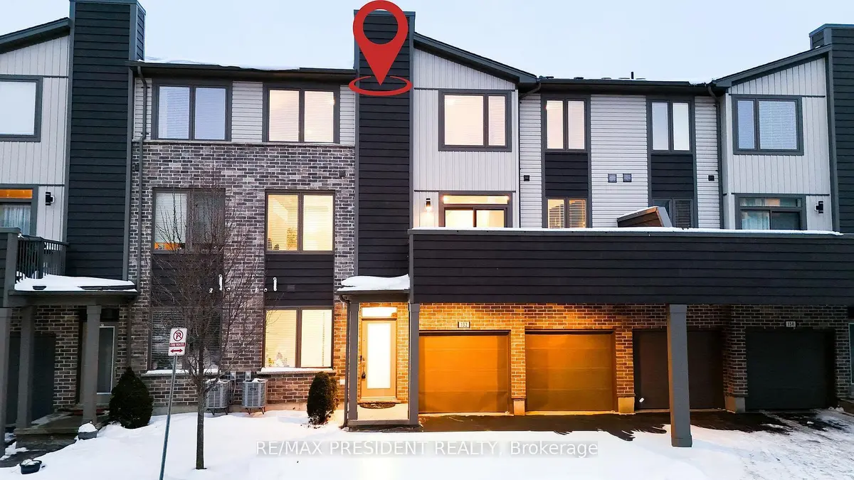 1960 DALMAGARRY RD #132, London North, ON N6G 0T8