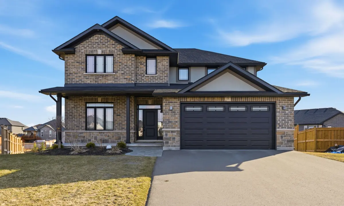 18 Mavety CT, Belleville, ON K8N 4Z5