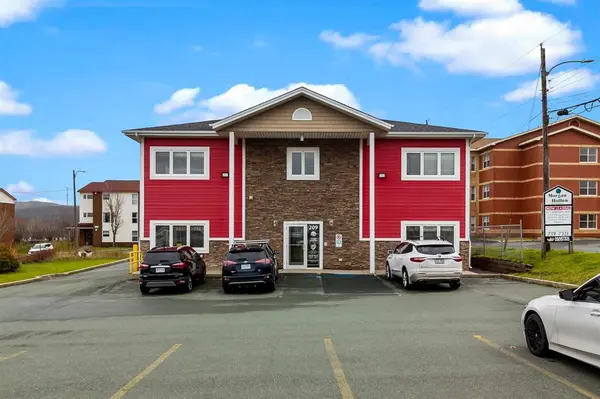209 Blackmarsh Road,  St. Johns,  NL A1E1T1