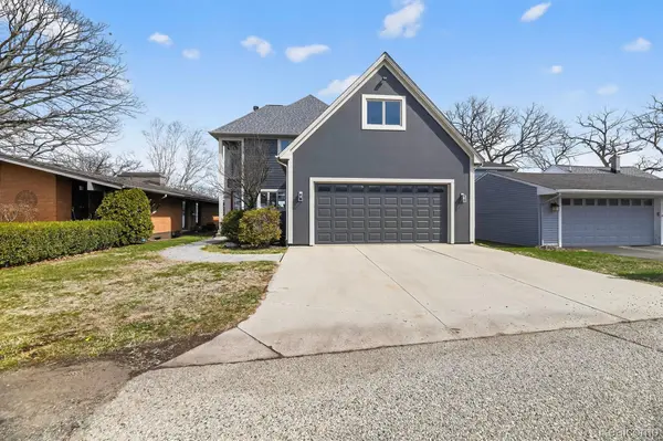 6780 Desmond RD, Waterford Charter Township, MI 48329