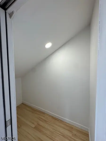 166 Rutherford Pl, North Arlington Boro, NJ 07031