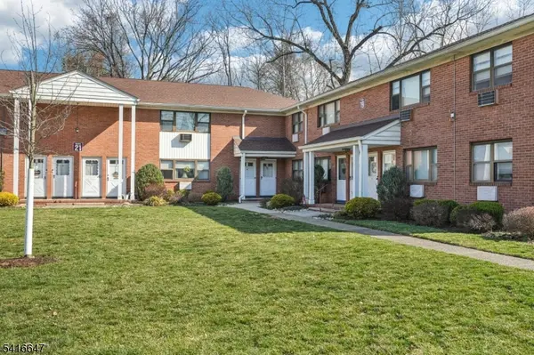 21A Colonial Dr, Little Falls Twp., NJ 07424