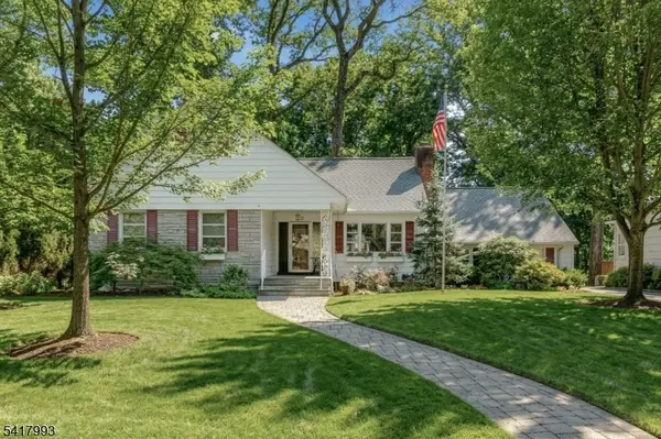 10 Tree Top Dr, Springfield Twp., NJ 07081