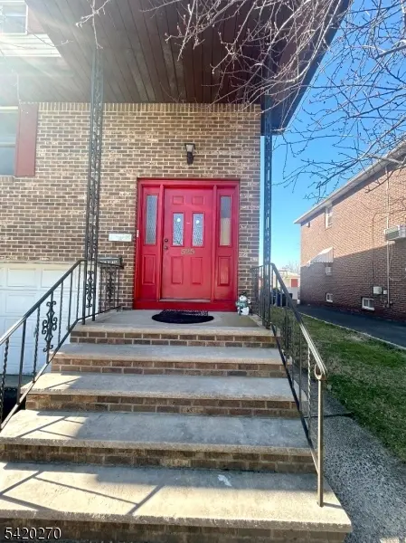 525 Stuyvesant Ave, Lyndhurst Twp., NJ 07071