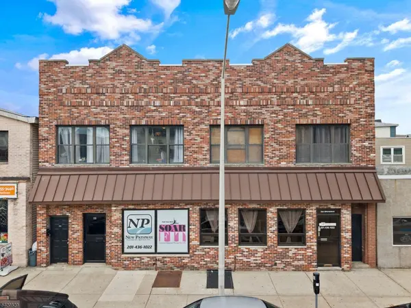 993 - 995 Broadway, Bayonne City, NJ 07002