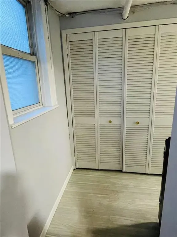 9 Corso CT, Brooklyn, NY 11223