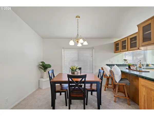 145 RIVER RD #13, Junction City, OR 97448