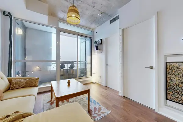 20 Minowan Miikan LN #1205, Toronto C01, ON M6J 0E5