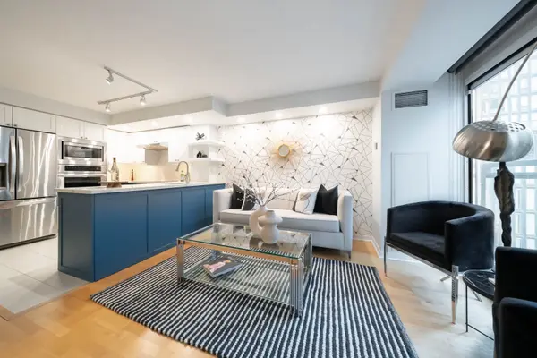 75 Dalhousie ST #1105, Toronto C08, ON M5B 2R9