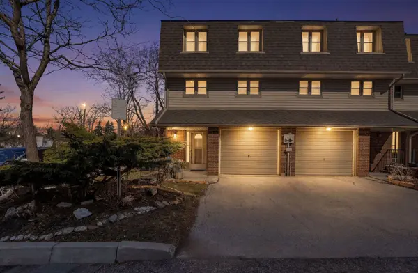 24 Purple Sageway N/A #40, Toronto C15, ON M2H 2Z5