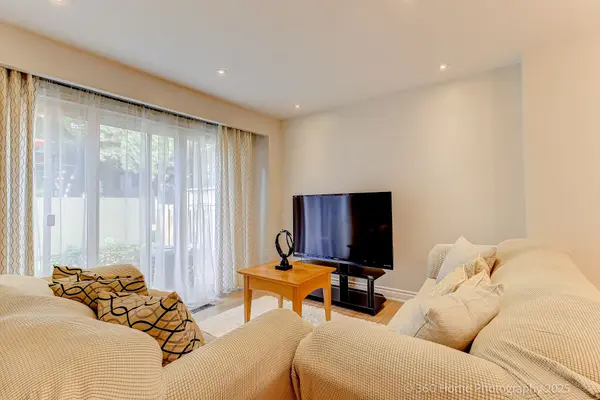 441 Military TRL #70, Toronto E09, ON M1E 4E8